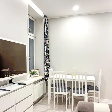 Privatunterkunft Mieszkanie Centrum Gorka 8 *